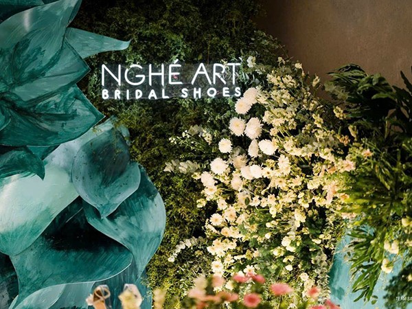 Lạc Bước Vào Khu Vườn Bản Tình Ca Thơ Mộng Của Nghé Art Bridal Shoes Tại Triển Lãm Cưới