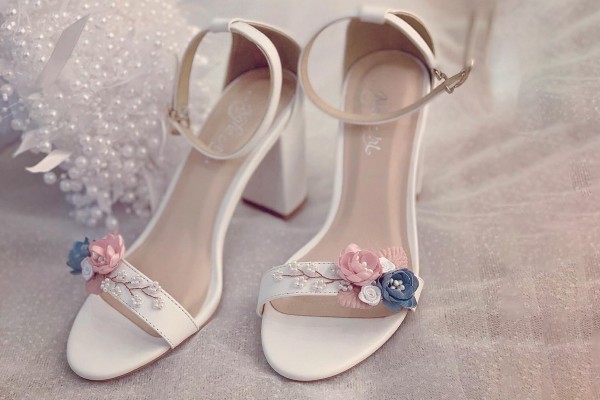 Giày cưới Nghé Art sandal hoa hồng xanh vintage 240 - 7 phân
