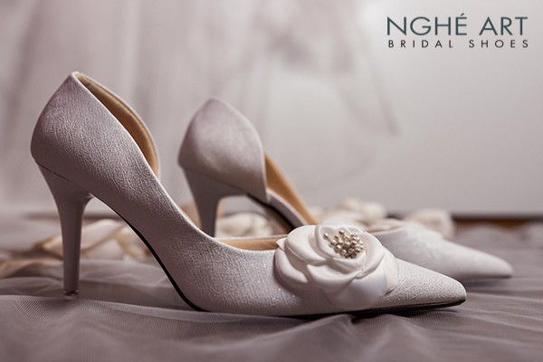 Giày cưới Nghé Art cao gót hoa trà 456-442 - Trắng - 7 phân