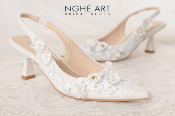 Giày cưới Nghé Art ren hoa nổi 3D dáng slingback 508-502-7P-NHU-TRANG - Trắng - 7 phân