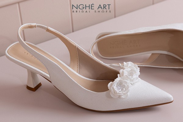 Giày cưới Nghé Art dáng slingback đính hoa trắng 555-502-7P-NHU-TRANG - Trắng - 7 phân