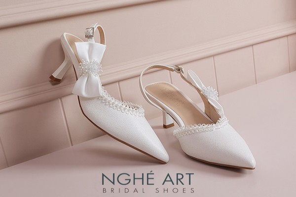 Giày cưới Nghé Art slingback viền ren ngọc trai gót nơ 596-535-NHU-TRANG - Trắng - 9 phân