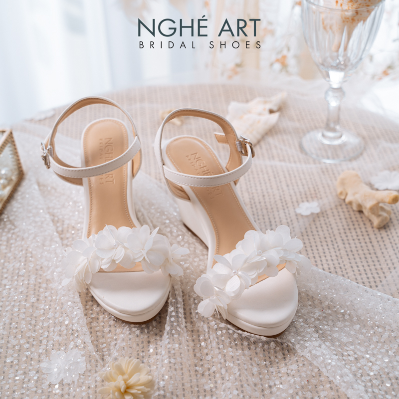 Giày cưới Nghé Art dáng xuồng hoa tú cầu trắng 193-236-8P-DA-TRANG - Ảnh 6 - Nghé Art Bridal Shoes – 0822288288