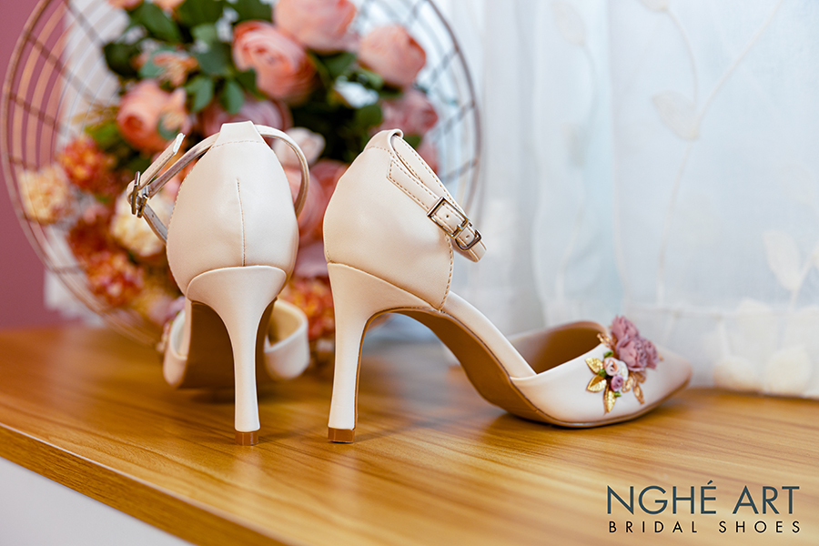 Giày cưới Nghé Art hồng cụm hoa hồng 272 - Ảnh 4 -  Nghé Art Bridal Shoes – 0908590288