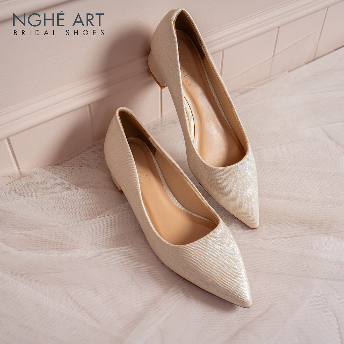 Giày cưới Nghé Art basic gót vuông 274-4P-NHU-VANG - Ảnh 3 - Nghé Art Bridal Shoes – 0822288288