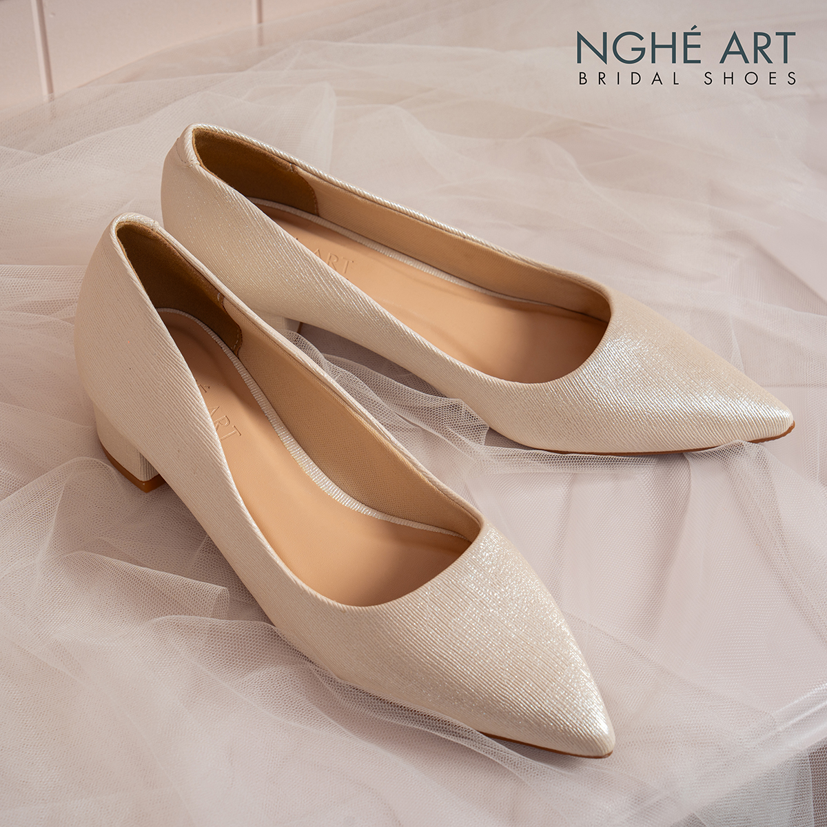 Giày cưới Nghé Art basic gót vuông 274-4P-NHU-VANG - Ảnh 4 - Nghé Art Bridal Shoes – 0822288288