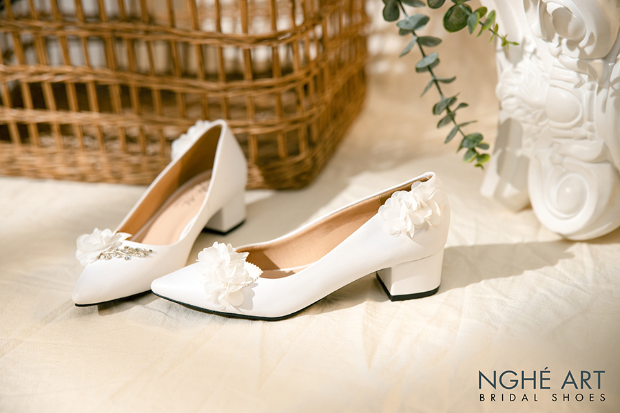 Giày cưới Nghé Art đính hoa trắng 275 - Ảnh 3 -  Nghé Art Bridal Shoes – 0908590288