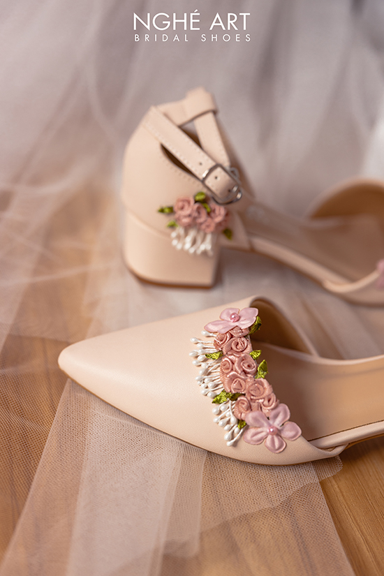 Giày cưới Nghé Art gót vuông đính hoa 282-4p nude - Ảnh 3 - Nghé Art Bridal Shoes – 0822288288