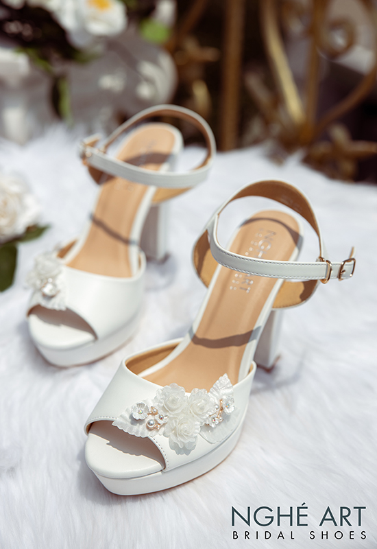 Giày cưới Nghé Art hoa voan đính nhánh hoa kim loại 284 trắng - Ảnh 4 -  Nghé Art Bridal Shoes – 0908590288