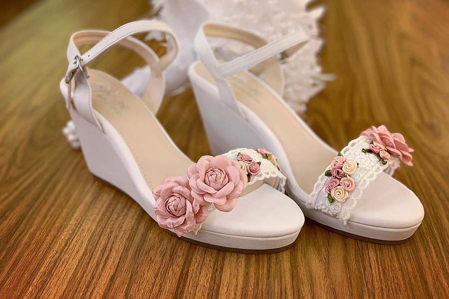 Giày cưới Nghé Art đế xuồng hoa trắng 285 - Ảnh 5 -  Nghé Art Bridal Shoes – 0908590288