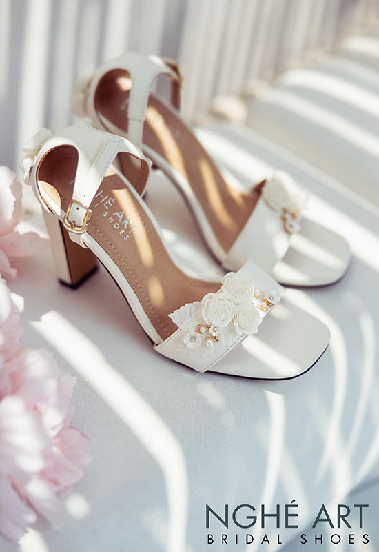 Giày cưới Nghé Art sandal hoa trắng 292 - Ảnh 3 -  Nghé Art Bridal Shoes – 0908590288