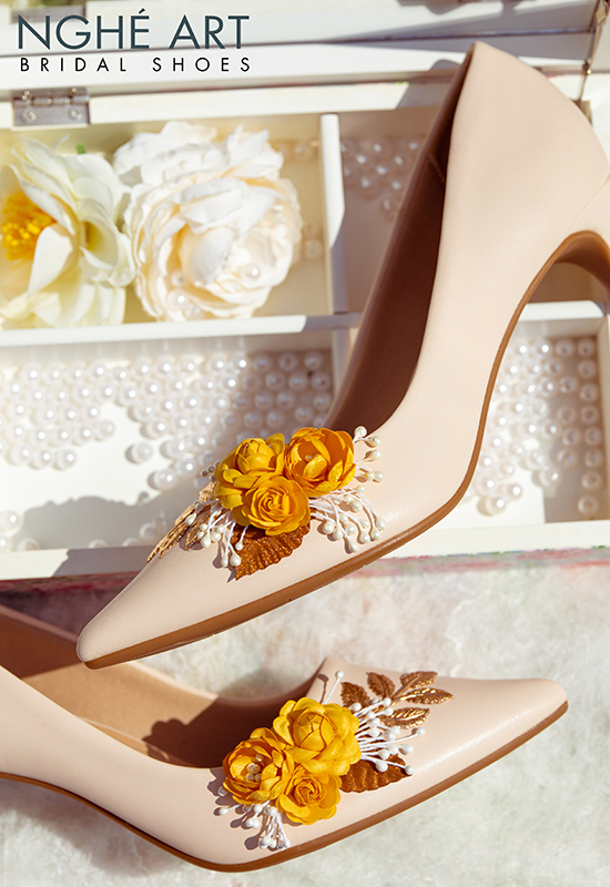 Giày cưới Nghé Art tông nude hoa vàng 344 - Ảnh 5 -  Nghé Art Bridal Shoes – 0908590288