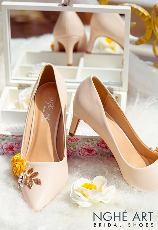 Giày cưới Nghé Art tông nude hoa vàng 344 - Ảnh 6 -  Nghé Art Bridal Shoes – 0908590288