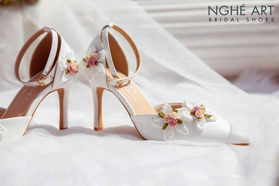 Giày cưới Nghé Art cao gót ren hoa hồng 345 - Ảnh 9 -  Nghé Art Bridal Shoes – 0908590288