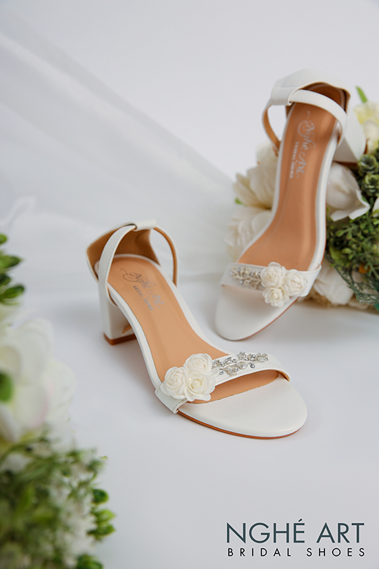 Giày cưới Nghé Art hoa trắng 348 sandal - Ảnh 5 -  Nghé Art Bridal Shoes – 0908590288