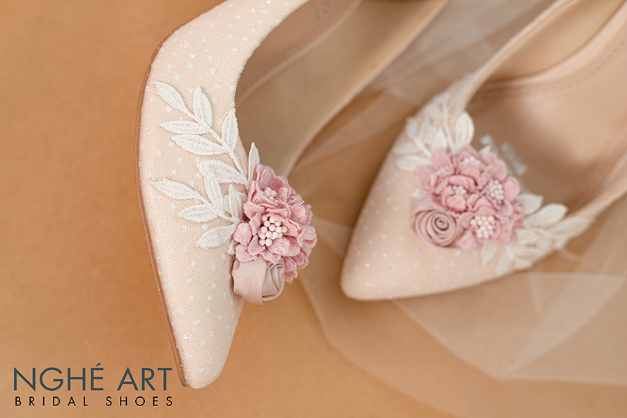 Giày cưới Nghé Art ren kim tuyến hoa hồng 386 - Ảnh 3 -  Nghé Art Bridal Shoes – 0822288288