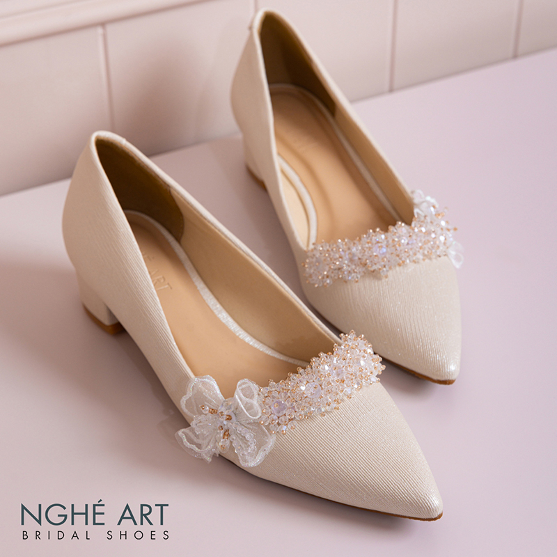 Giày cưới Nghé Art cao 4 cm đính pha lê cánh bướm voan 387-274-4P-NHU-VANG - Ảnh 1 - Nghé Art Bridal Shoes – 0822288288