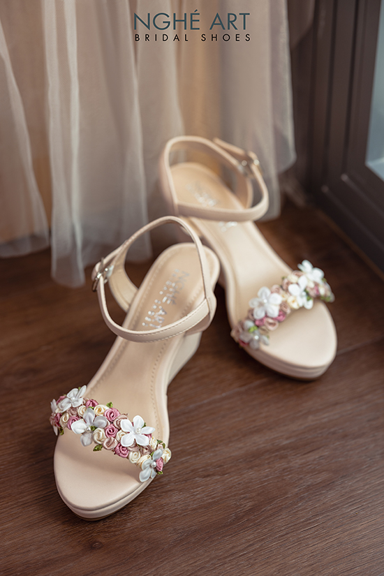Giày cưới Nghé Art đế xuồng nude kết hoa 406-8p - Ảnh 2 - Nghé Art Bridal Shoes – 0822288288