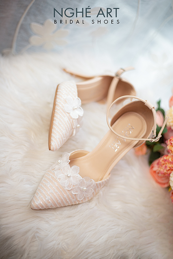 Giày cô dâu Nghé Art handmade ren kim tuyến 410 - Ảnh 1 -  Nghé Art Bridal Shoes – 0822288288