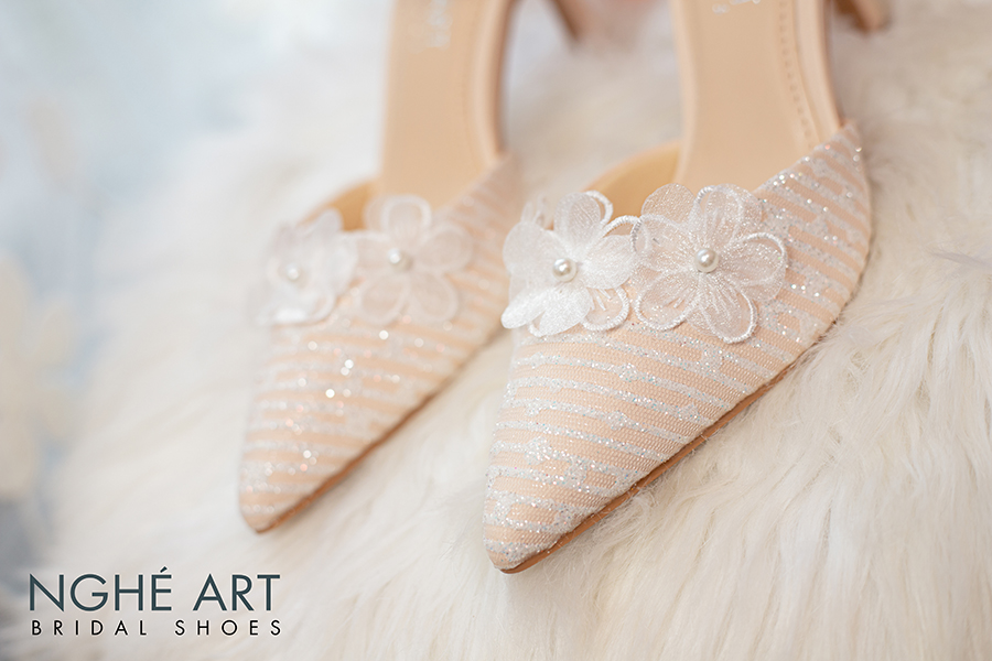 Giày cô dâu Nghé Art handmade ren kim tuyến 410 - Ảnh 2 -  Nghé Art Bridal Shoes – 0822288288