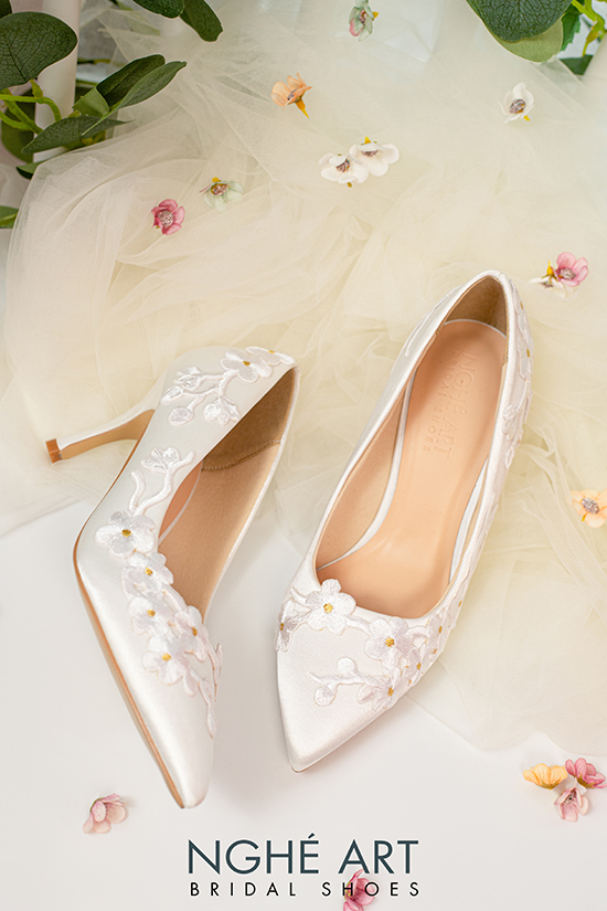 Giày cưới Nghé Art lụa satin hoa nổi 412 - Ảnh 5 -  Nghé Art Bridal Shoes – 0822288288