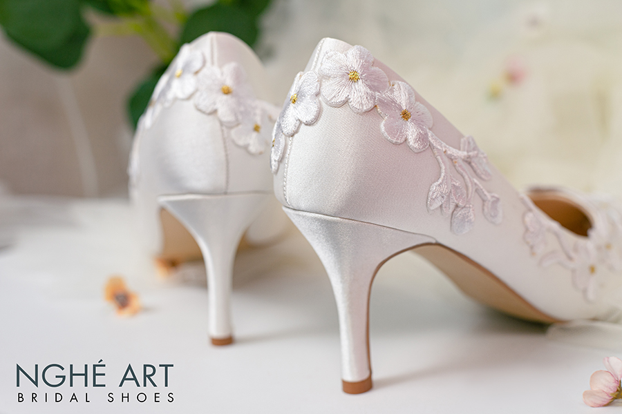 Giày cưới Nghé Art lụa satin hoa nổi 412 - Ảnh 7 -  Nghé Art Bridal Shoes – 0822288288