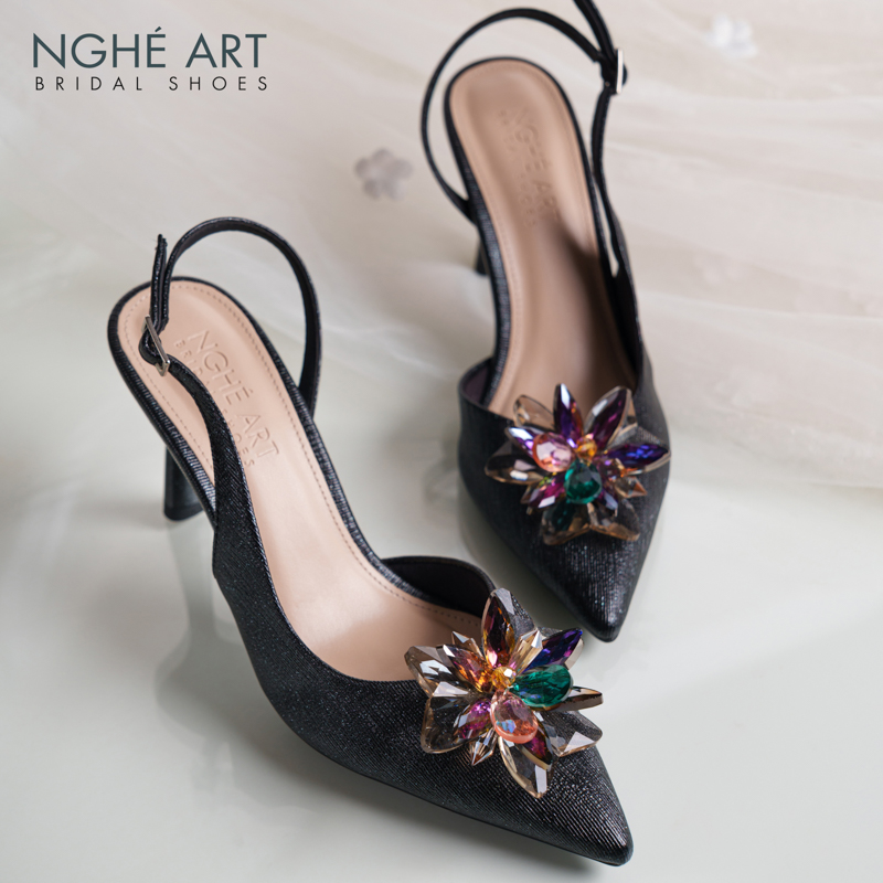 Giày cưới Nghé Art form slingback đính cụm hoa pha lê 414-535-9P-NHU-DEN - Ảnh 3 - Nghé Art Bridal Shoes – 0822288288
