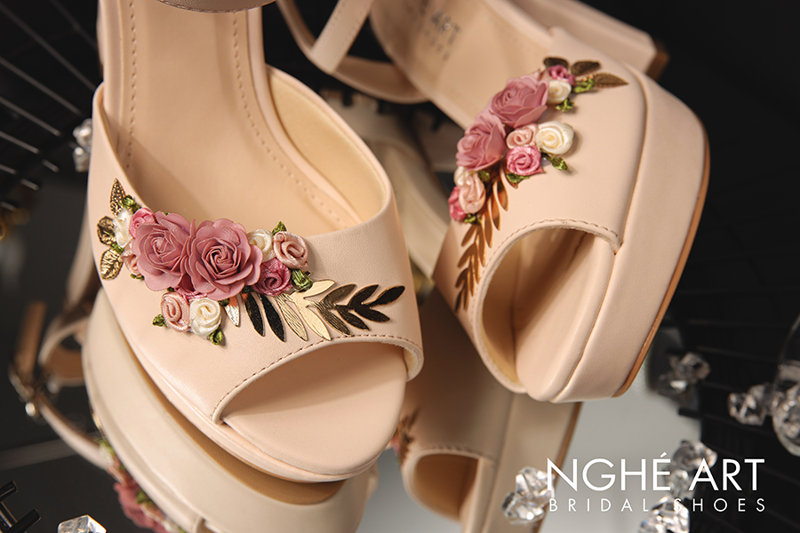 Giày cưới Nghé Art cao gót đính hoa hồng 420 - Ảnh 5 -  Nghé Art Bridal Shoes – 0822288288
