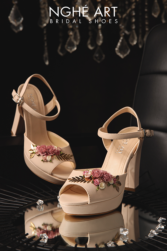 Giày cưới Nghé Art cao gót đính hoa hồng 420 - Ảnh 7 -  Nghé Art Bridal Shoes – 0822288288