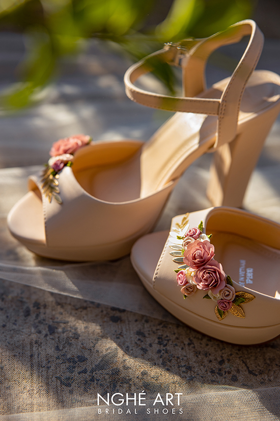 Giày cưới Nghé Art cao gót đính hoa hồng 420 new - Ảnh 3 -  Nghé Art Bridal Shoes – 0822288288