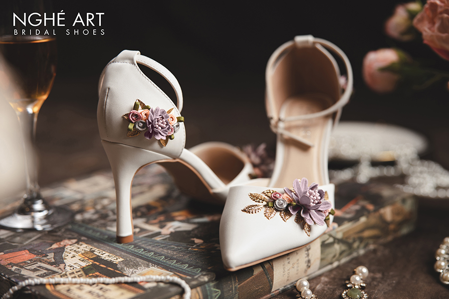 Giày cưới Nghé Art dãy hoa Vintage 421 - Ảnh trắng hoa tím 9 - Nghé Art Bridal Shoes – 0822288288