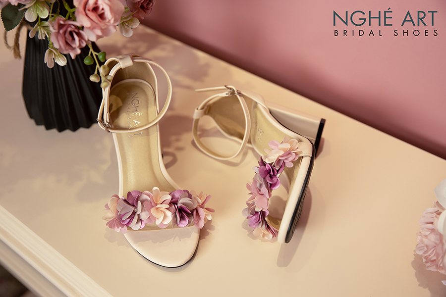 Giày cưới Nghé Art hoa tím Vintage 426T - Ảnh 7 - Nghé Art Bridal Shoes – 0822288288