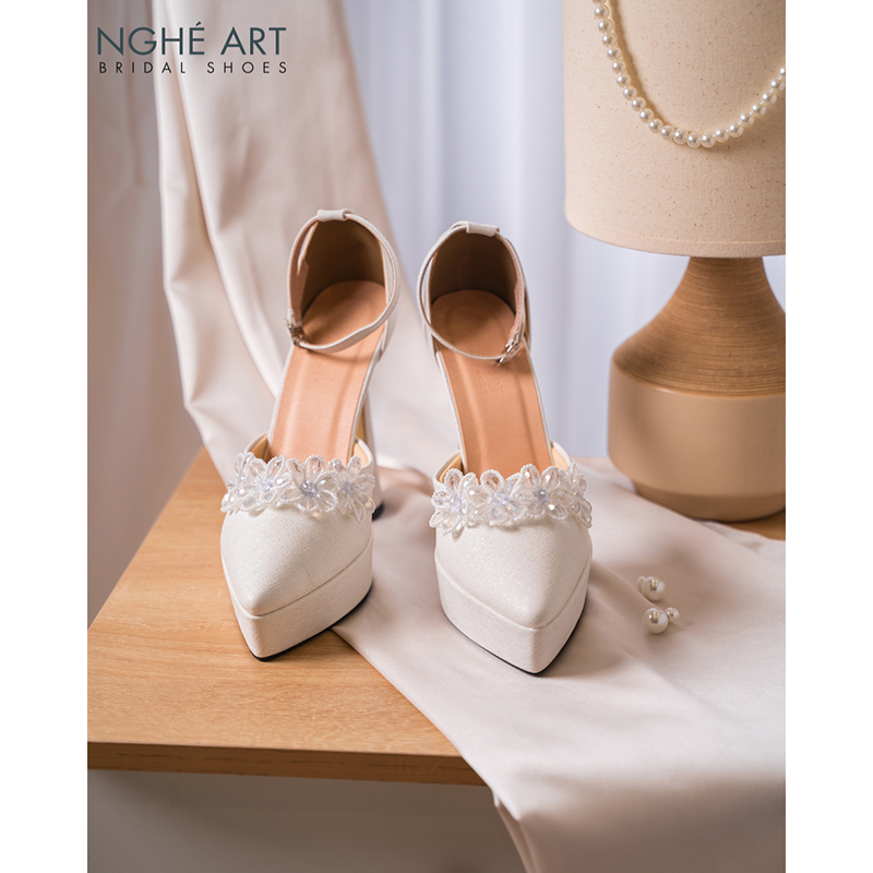 Giày cưới Nghé Art đính hoa pha lê 5 cánh 445-481-13p-nhu-trang - Ảnh 1 - Nghé Art Bridal Shoes – 0822288288