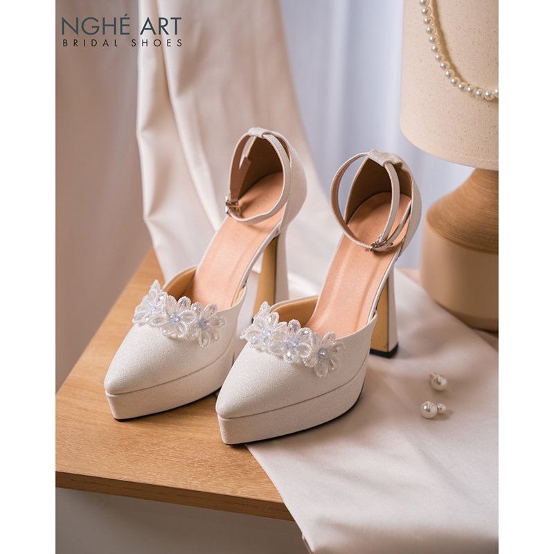 Giày cưới Nghé Art đính hoa pha lê 5 cánh 445-481-13p-nhu-trang - Ảnh 4 - Nghé Art Bridal Shoes – 0822288288