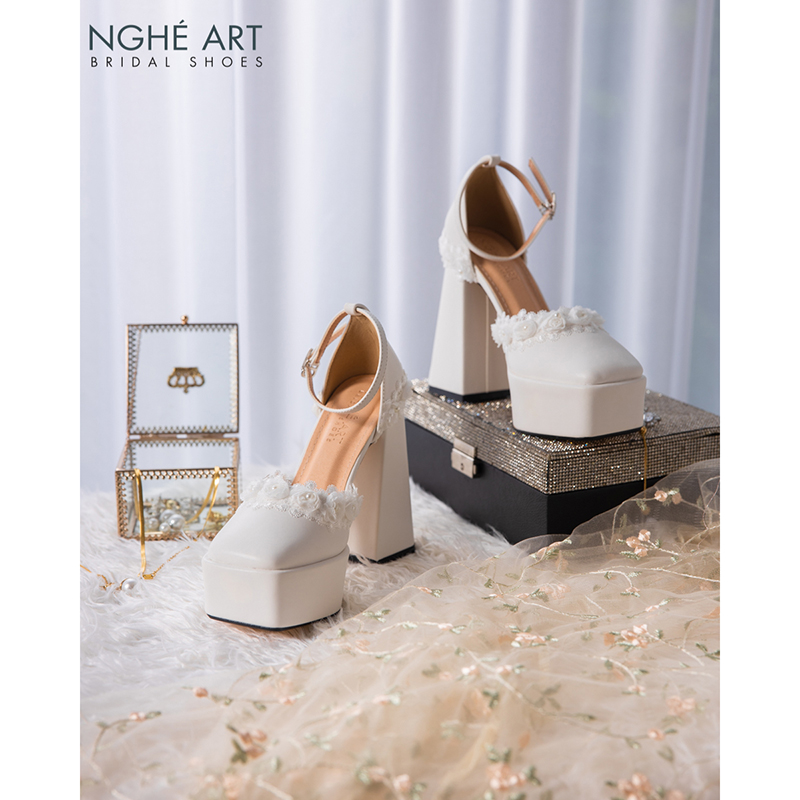 Giày cưới Nghé Art cao gót mũi vuông viền hoa hồng 449G-470-13p-da-trang - Ảnh 4 - Nghé Art Bridal Shoes – 0822288288