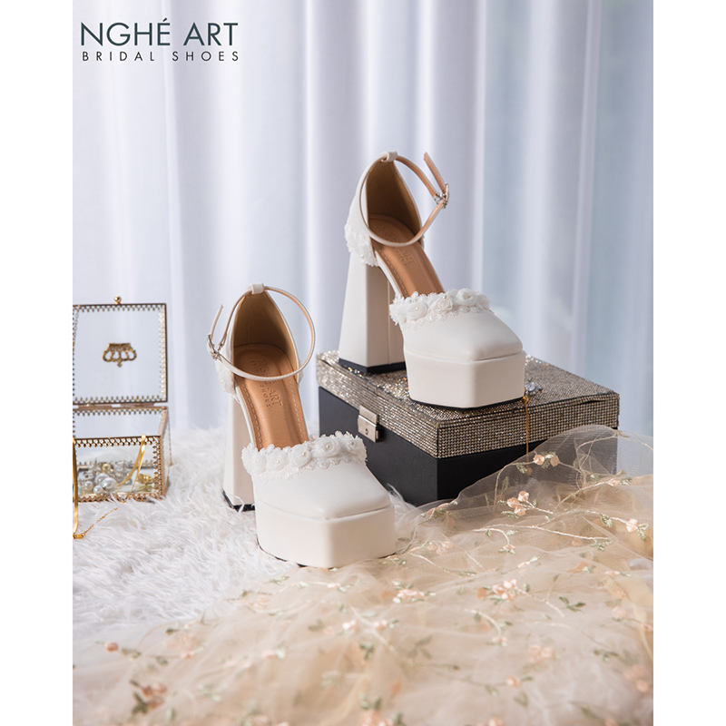 Giày cưới Nghé Art cao gót mũi vuông viền hoa hồng 449G-470-13p-da-trang - Ảnh 5 - Nghé Art Bridal Shoes – 0822288288