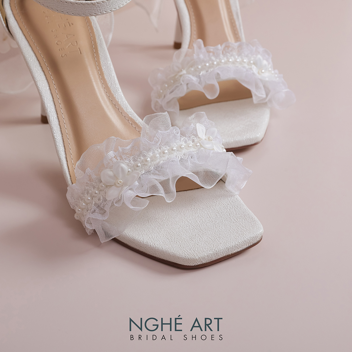 Giày cưới Nghé Art sandal ren gót nơ 461-566-9P-NHU-TRANG - Ảnh 2 - Nghé Art Bridal Shoes – 0822288288