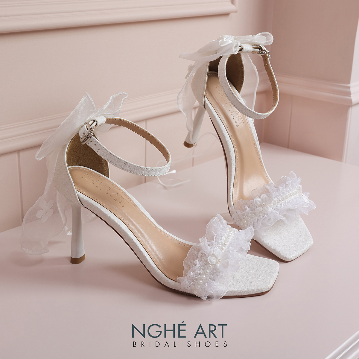 Giày cưới Nghé Art sandal ren gót nơ 461-566-9P-NHU-TRANG - Ảnh 4 - Nghé Art Bridal Shoes – 0822288288