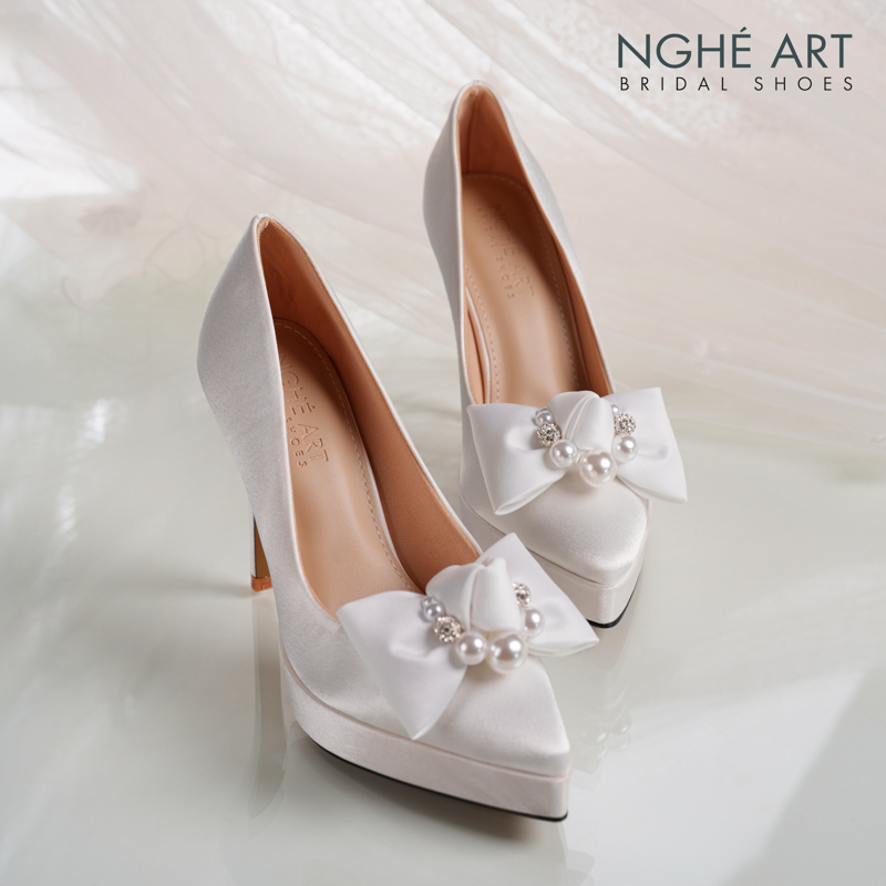 Giày cưới Nghé Art lụa satin trắng cao 12 cm đính nơ lụa 483-543-12P-LUA-TRANG - Ảnh 2 - Nghé Art Bridal Shoes – 0822288288