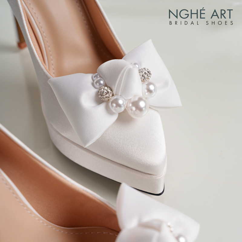 Giày cưới Nghé Art lụa satin trắng cao 12 cm đính nơ lụa 483-543-12P-LUA-TRANG - Ảnh 3 - Nghé Art Bridal Shoes – 0822288288