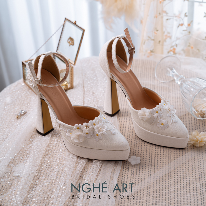 Giày cưới Nghé Art ren hoa nổi 3D cao 13 cm 508-481-13P-NHU-TRANG - Ảnh 5 - Nghé Art Bridal Shoes – 0822288288