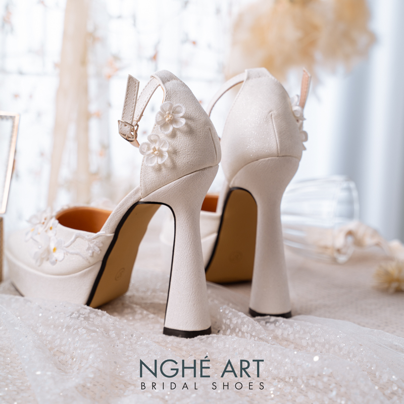 Giày cưới Nghé Art ren hoa nổi 3D cao 13 cm 508-481-13P-NHU-TRANG - Ảnh 7 - Nghé Art Bridal Shoes – 0822288288
