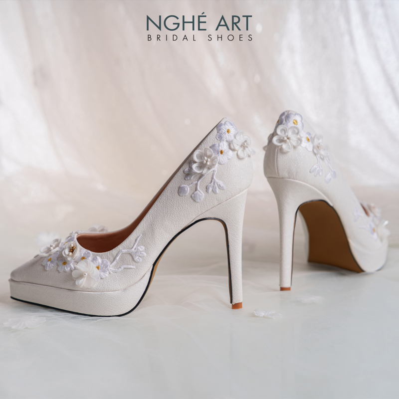 Giày cưới Nghé Art cao gót 12 cm đắp ren đính hoa nổi 3d 508-543-12P-NHU-TRANG - Ảnh 4 - Nghé Art Bridal Shoes – 0822288288