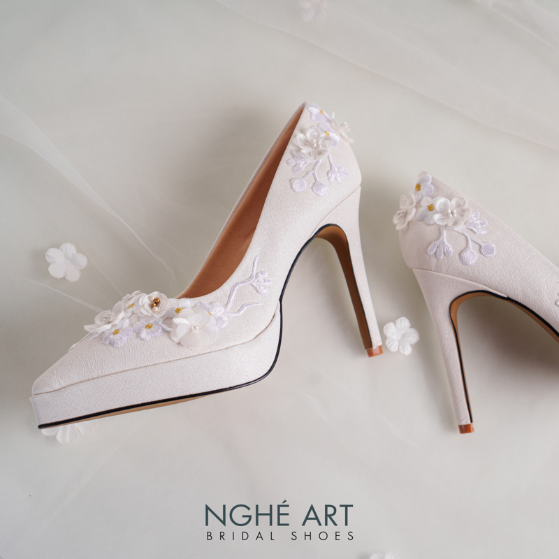Giày cưới Nghé Art cao gót 12 cm đắp ren đính hoa nổi 3d 508-543-12P-NHU-TRANG - Ảnh 5 - Nghé Art Bridal Shoes – 0822288288