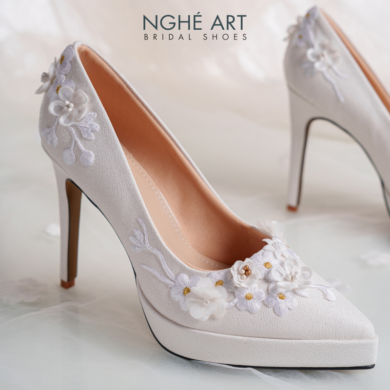 Giày cưới Nghé Art cao gót 12 cm đắp ren đính hoa nổi 3d 508-543-12P-NHU-TRANG - Ảnh 6 - Nghé Art Bridal Shoes – 0822288288