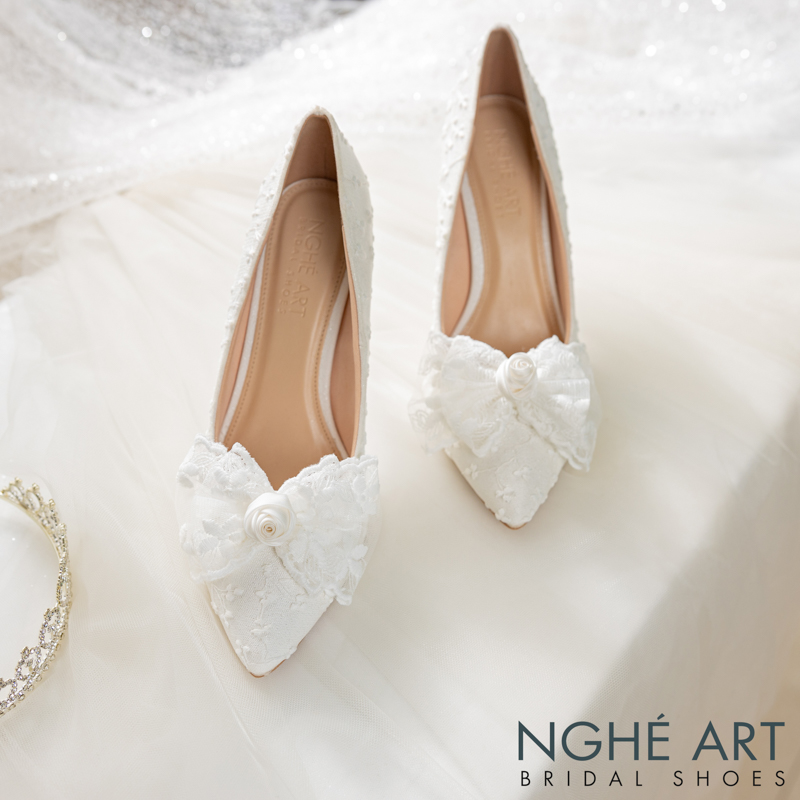 Giày cưới Nghé Art ren thủ công đính nơ 513-377-10P-NHU-TRANG - Ảnh 7 - Nghé Art Bridal Shoes – 0822288288