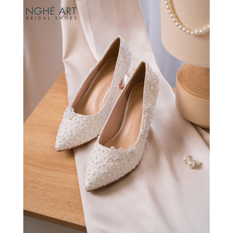 Giày cưới Nghé Art ren thủ công đính hoa pha lê 515-227-6p-da-trang - Ảnh 5 - Nghé Art Bridal Shoes – 0822288288