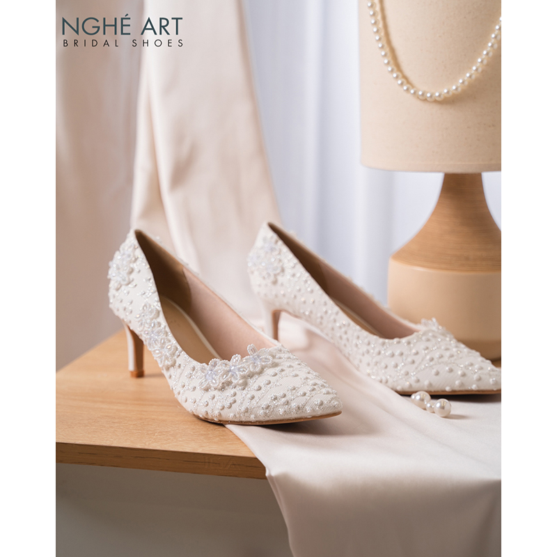 Giày cưới Nghé Art ren thủ công đính hoa pha lê 515-227-6p-da-trang - Ảnh 6 - Nghé Art Bridal Shoes – 0822288288
