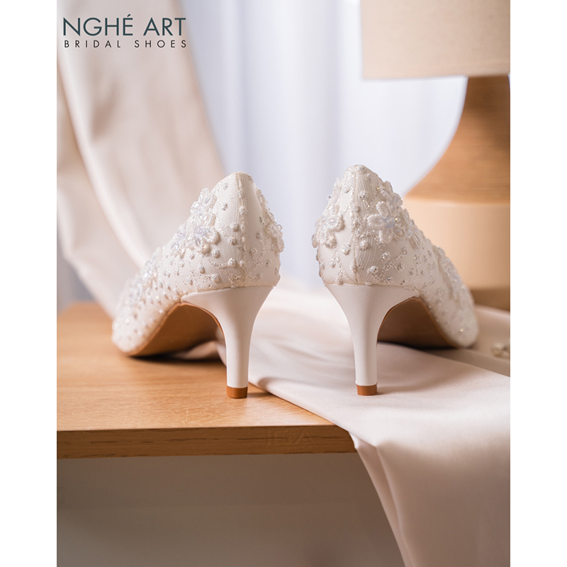 Giày cưới Nghé Art ren thủ công đính hoa pha lê 515-227-6p-da-trang - Ảnh 8 - Nghé Art Bridal Shoes – 0822288288