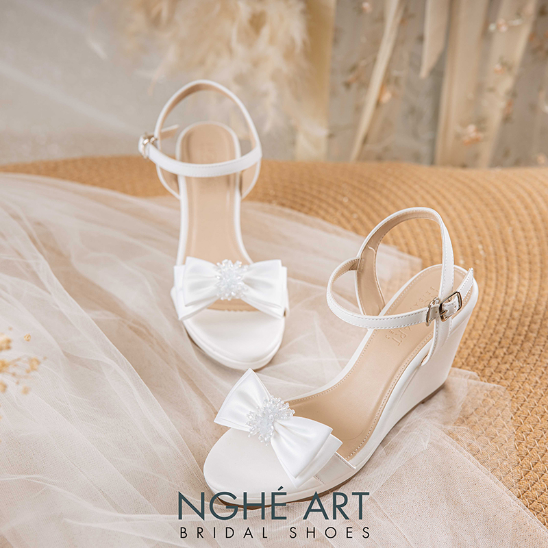 Giày cưới Nghé Art dáng xuồng đính nơ pha lê 519-236-8P-DA-TRANG - Ảnh 2 - Nghé Art Bridal Shoes – 0822288288